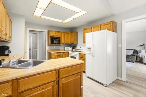 4231 E Lakeview Drive Martinsville IN 46151