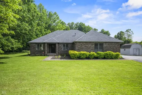 4231 E Lakeview Drive Martinsville IN 46151