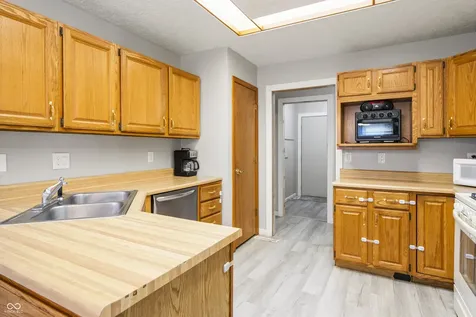 4231 E Lakeview Drive Martinsville IN 46151