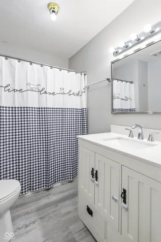 4231 E Lakeview Drive Martinsville IN 46151