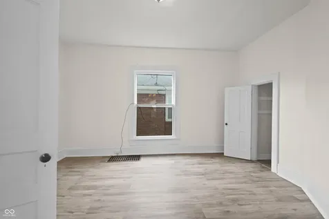 131 W 13th Street Anderson IN 46016