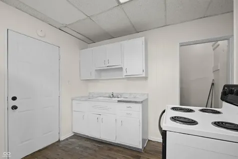 131 W 13th Street Anderson IN 46016