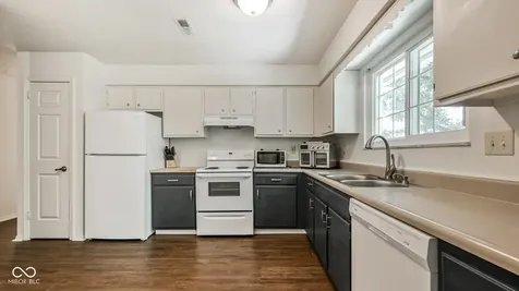 6508 Park Central Way Indianapolis IN 46260