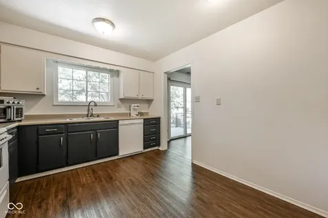 6508 Park Central Way Indianapolis IN 46260