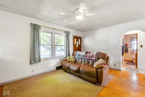 203 N 13th Avenue Beech Grove IN 46107
