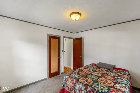 203 N 13th Avenue Beech Grove IN 46107