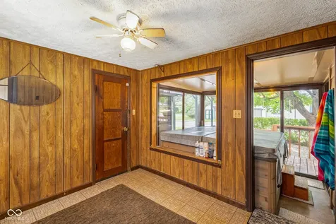 203 N 13th Avenue Beech Grove IN 46107