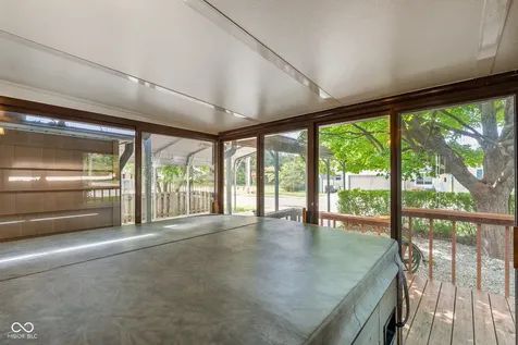203 N 13th Avenue Beech Grove IN 46107