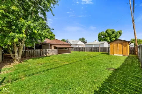 203 N 13th Avenue Beech Grove IN 46107