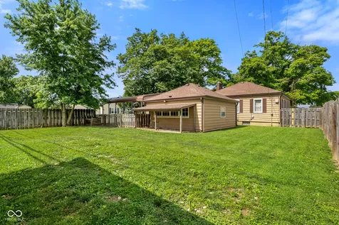 203 N 13th Avenue Beech Grove IN 46107