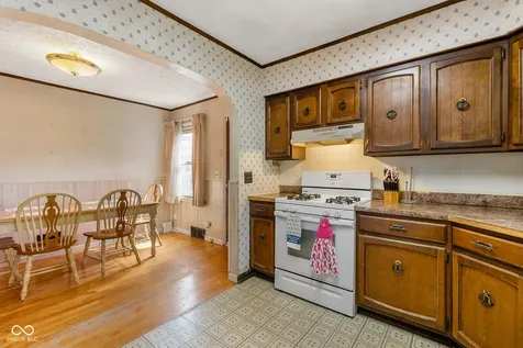 203 N 13th Avenue Beech Grove IN 46107