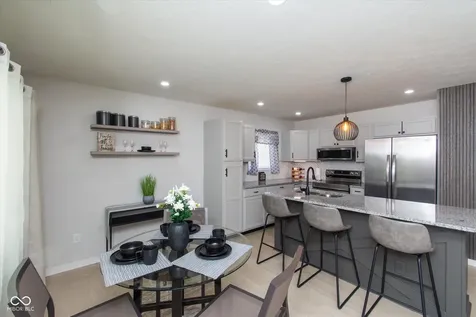 5035 Rosslyn Avenue Indianapolis IN 46205