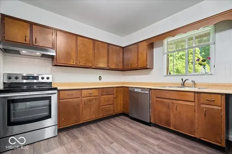 1504 Alimingo Drive Indianapolis IN 46260