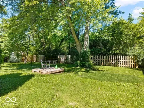 1504 Alimingo Drive Indianapolis IN 46260