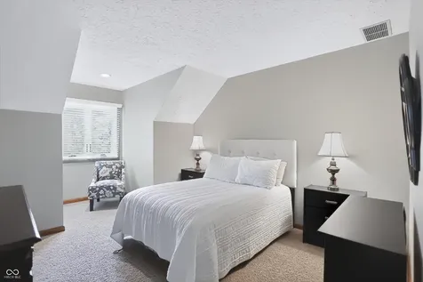 7228 Oak Cove Lane Noblesville IN 46062