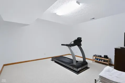 7228 Oak Cove Lane Noblesville IN 46062