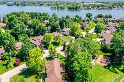 7228 Oak Cove Lane Noblesville IN 46062