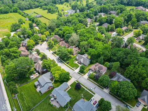 9111 Pinecreek Court Indianapolis IN 46256