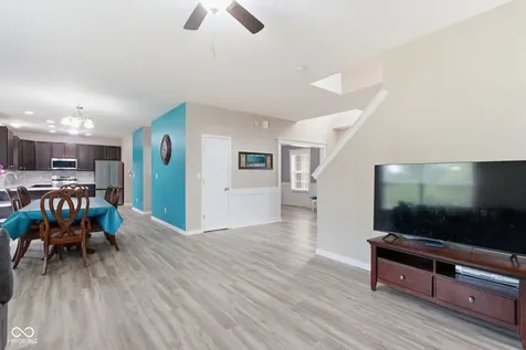 1867 Archbury Drive Avon IN 46123