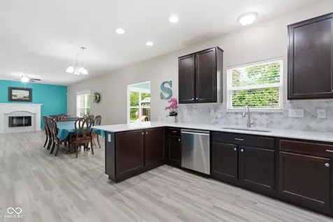 1867 Archbury Drive Avon IN 46123