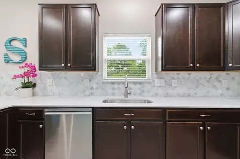 1867 Archbury Drive Avon IN 46123