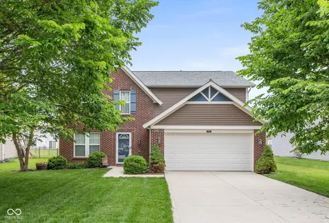 5588 W Woodhaven Drive Mccordsville IN 46055