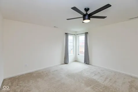 5588 W Woodhaven Drive Mccordsville IN 46055