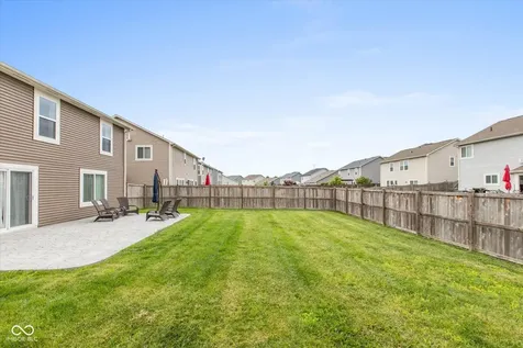 5588 W Woodhaven Drive Mccordsville IN 46055