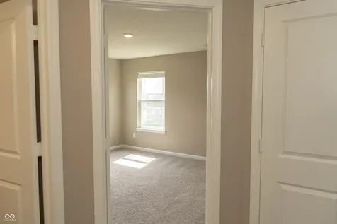 160 Thorpe Drive Whiteland IN 46184