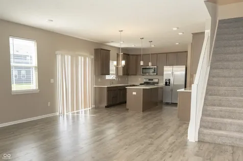 160 Thorpe Drive Whiteland IN 46184