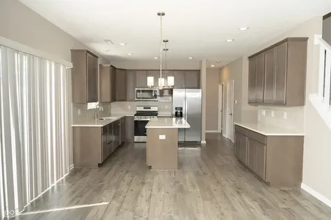 160 Thorpe Drive Whiteland IN 46184