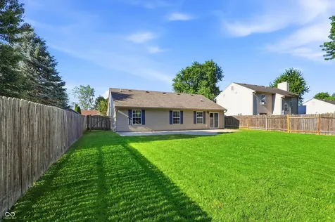 546 E Pine Ridge Drive Westfield IN 46074