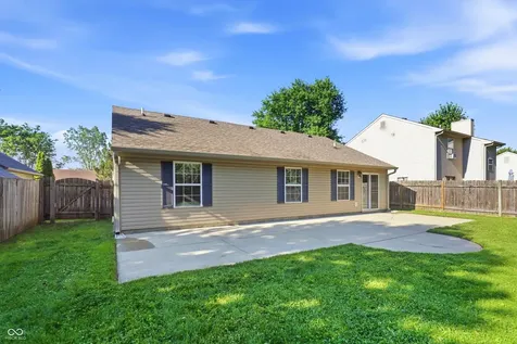 546 E Pine Ridge Drive Westfield IN 46074