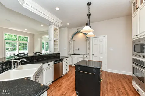 10655 Sunset Point Lane Fishers IN 46037