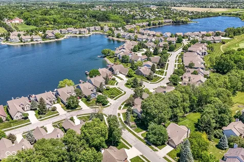 10655 Sunset Point Lane Fishers IN 46037
