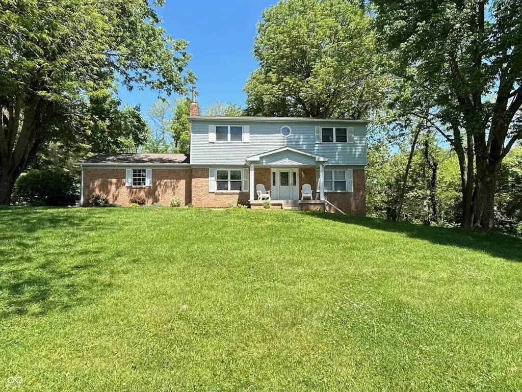 15830 E Lake Shore Drive N Hope IN 47246