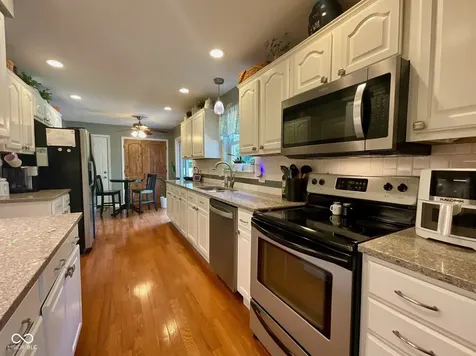 15830 E Lake Shore Drive N Hope IN 47246
