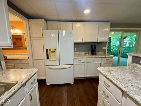 15830 E Lake Shore Drive N Hope IN 47246