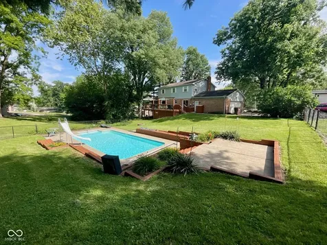 15830 E Lake Shore Drive N Hope IN 47246
