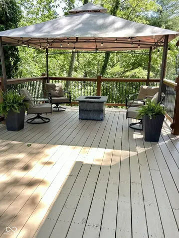 15830 E Lake Shore Drive N Hope IN 47246