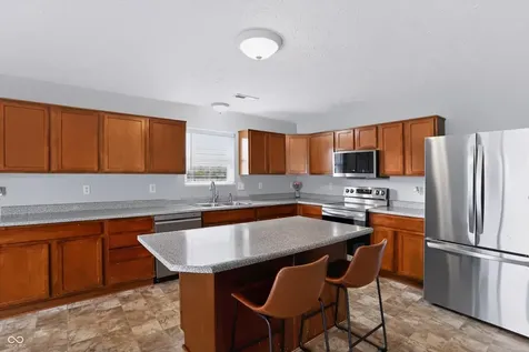 7835 Bombay Lane Indianapolis IN 46239