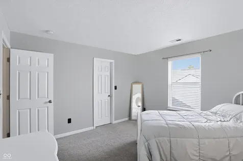 7835 Bombay Lane Indianapolis IN 46239