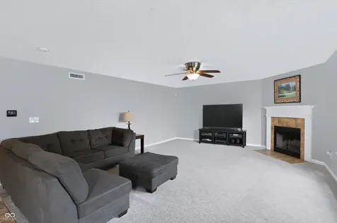 7835 Bombay Lane Indianapolis IN 46239