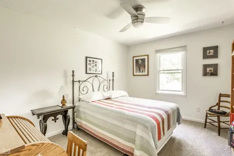 8050 Clearwater Drive Indianapolis IN 46256