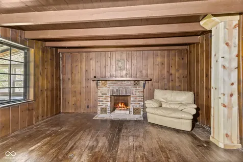 1737 E 72nd Street Indianapolis IN 46240