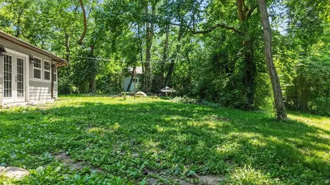 1737 E 72nd Street Indianapolis IN 46240