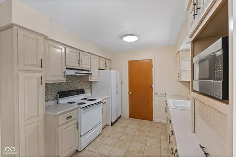 3555 Rahke Road Indianapolis IN 46217