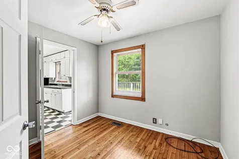 6634 N Oakview Drive Indianapolis IN 46278