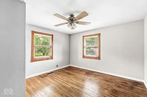6634 N Oakview Drive Indianapolis IN 46278