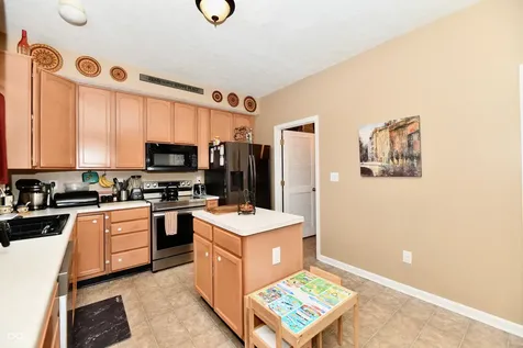 5862 Columbia Circle Greenwood IN 46142